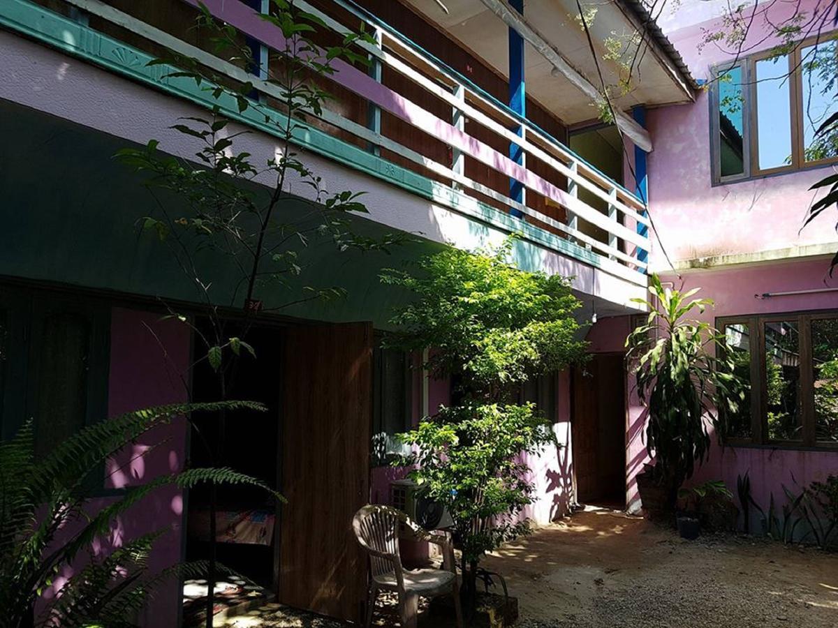 Sein San Myaing Guest House-Burmese Only Ngapali Exterior photo